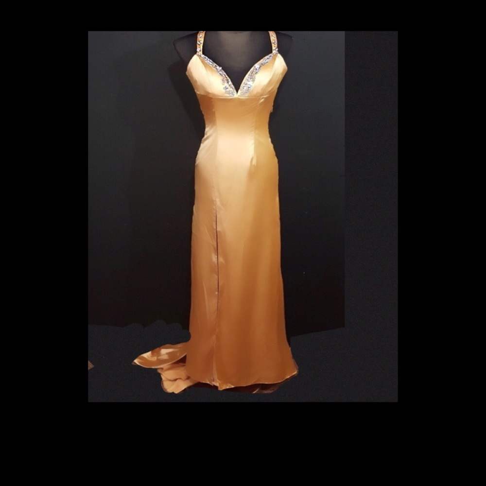 ELEGANT TONY BOWLS/PARIS SATIN & RHINESTONE GOWN